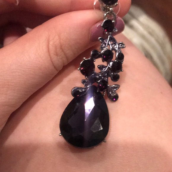 Stunning deep plum statement necklace earrings - Picture 6 of 11